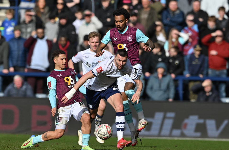 Preston North vs Burnley (19:15 – 01/03) | Xem lại trận đấu