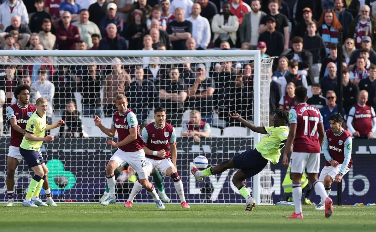 West Ham vs Southampton (21:00 – 19/04) | Xem lại trận đấu