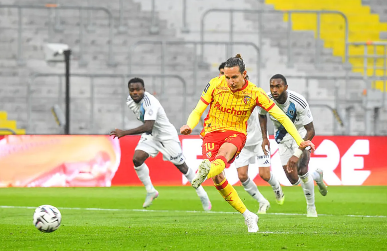 RC Lens vs Paris FC (20:00 &#8211; 19/10) | Xem lại trận đấu