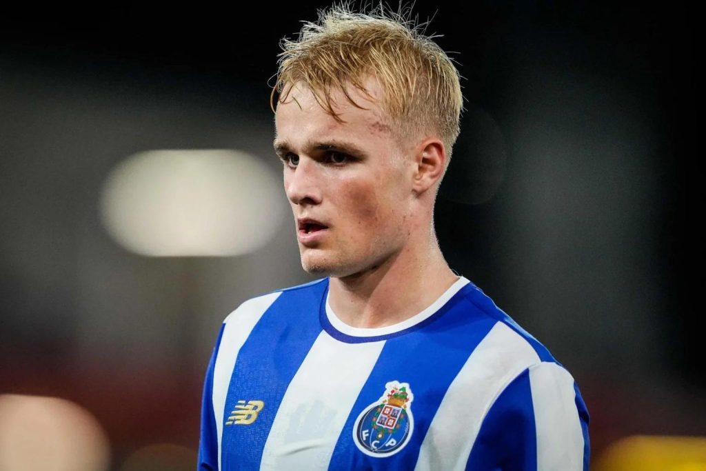 Victor Froholdt được đánh giá rất cao về khả năng chuyên môn