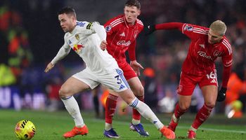 Leeds United vs Nottingham Forest (03:00 – 07/02) | Xem lại trận đấu