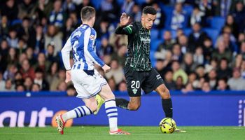 Real Sociedad vs Elche (03:00 – 08/02) | Xem lại trận đấu