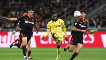 AC Milan vs Como (02:45 – 19/02) | Xem lại trận đấu