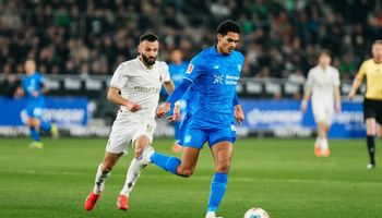 B. Monchengladbach vs Bayer Leverkusen (00:30 – 08/02) | Xem lại trận đấu