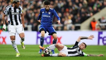 Newcastle United vs Qarabag (03:00 – 25/02) | Xem lại trận đấu